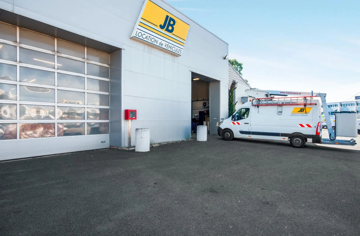 Jb Location Location Utilitaire Bordeaux JB Location A Merignac