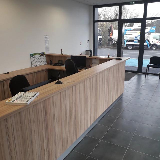 Jb Location Location Utilitaire Bordeaux 5f1e88629a0000e8bbfca066 Os 640